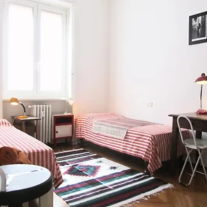 https://art-design-duomo-suites.it-lombardy.com